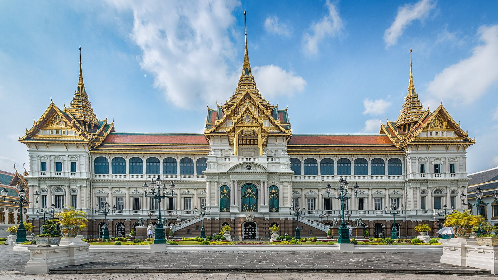 A Budget-Friendly Guide to Bangkok